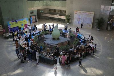 南京共享图书馆 互联网+信用+送书到家的创新实践